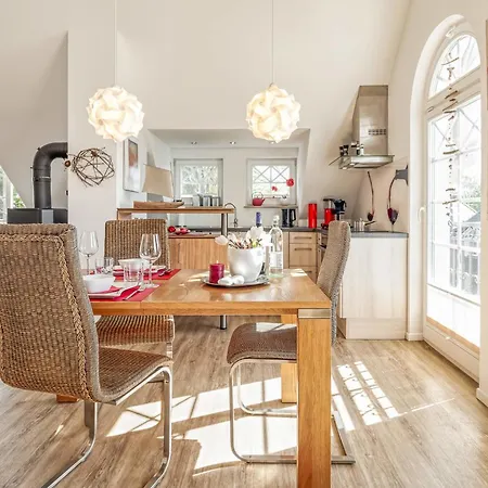 Les Belles, Haus Cecile, Fw Romantique, Whg 5 Апартаменты